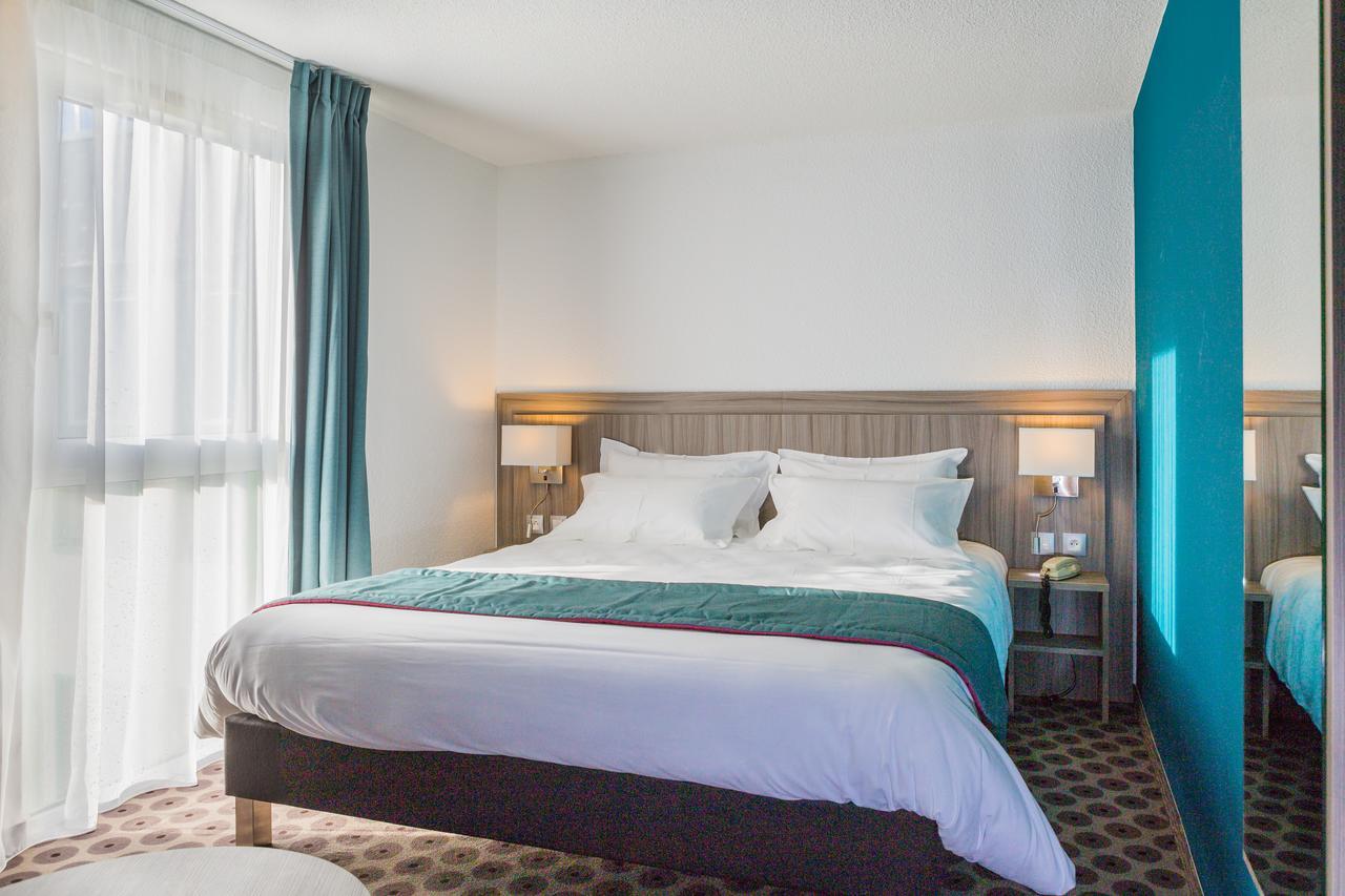 Hotel De La Seine La Frenaye Екстер'єр фото